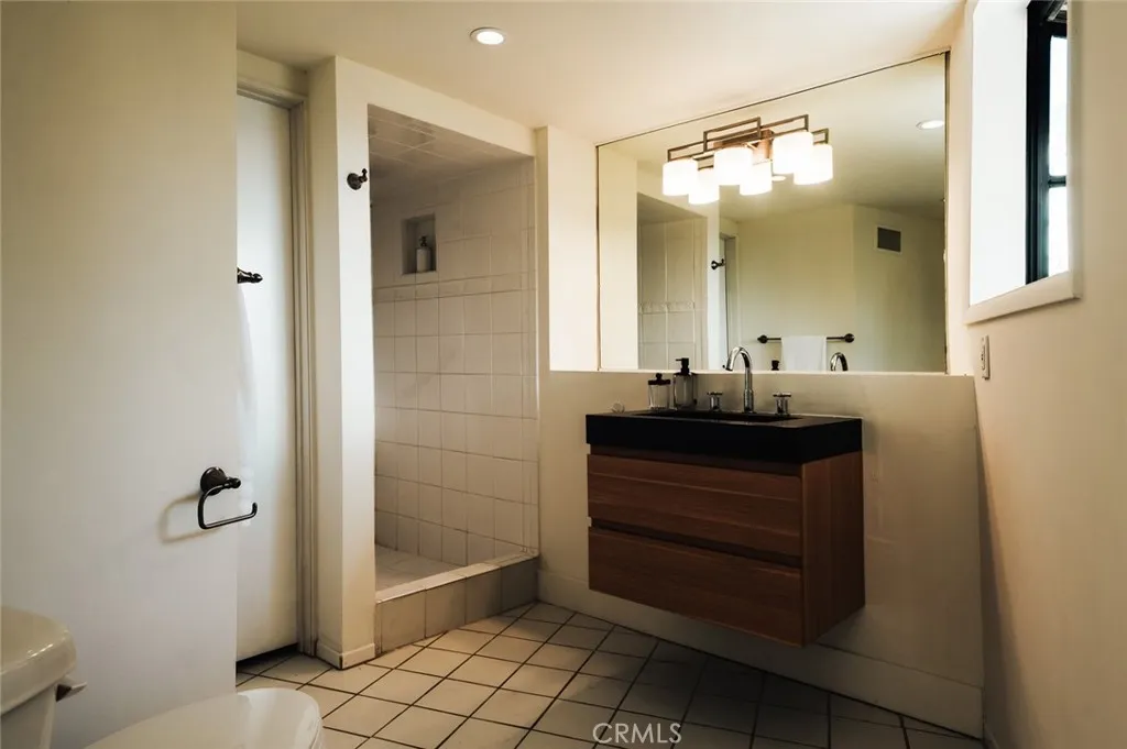 Additional image 69 of 8448 Franklin, Los Angeles, CA 90069