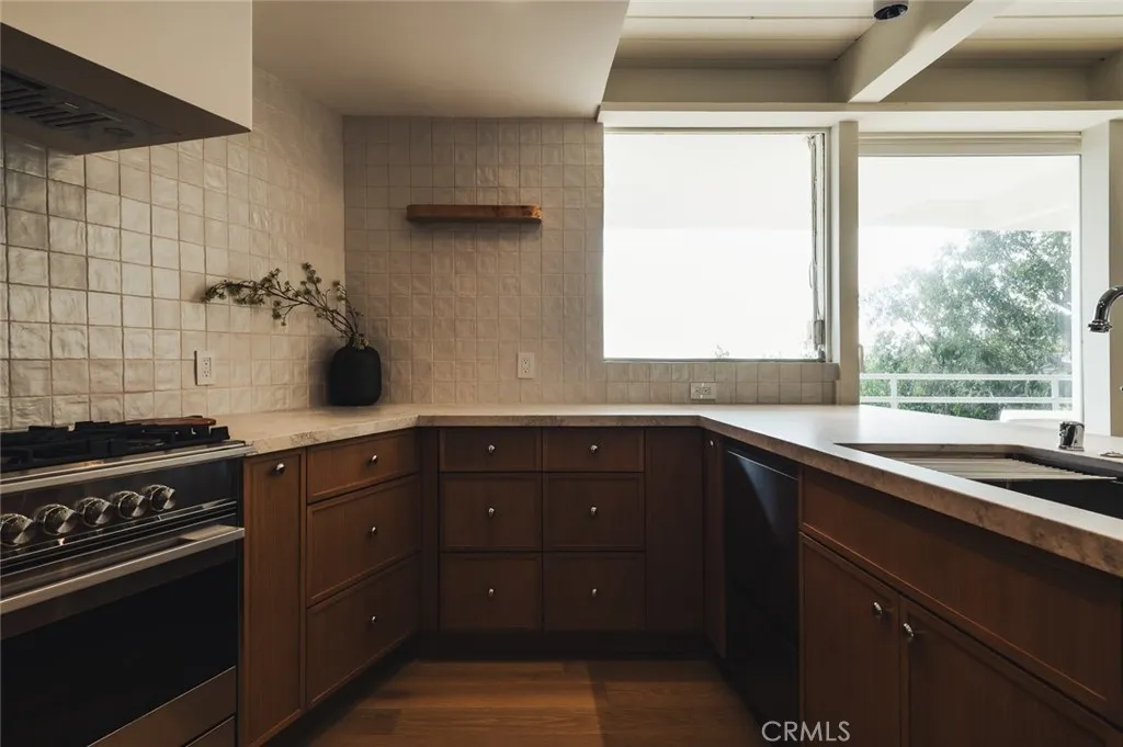 Additional image 51 of 8448 Franklin, Los Angeles, CA 90069