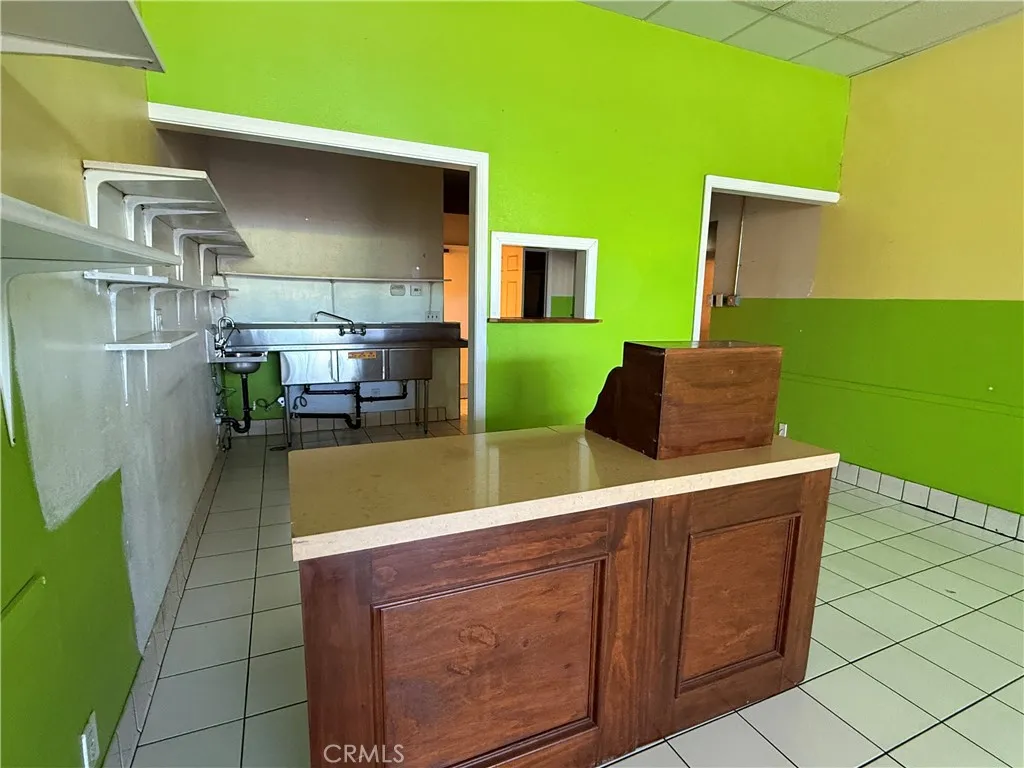 Additional image 17 of 18125 Saticoy Street, Reseda, CA 91335