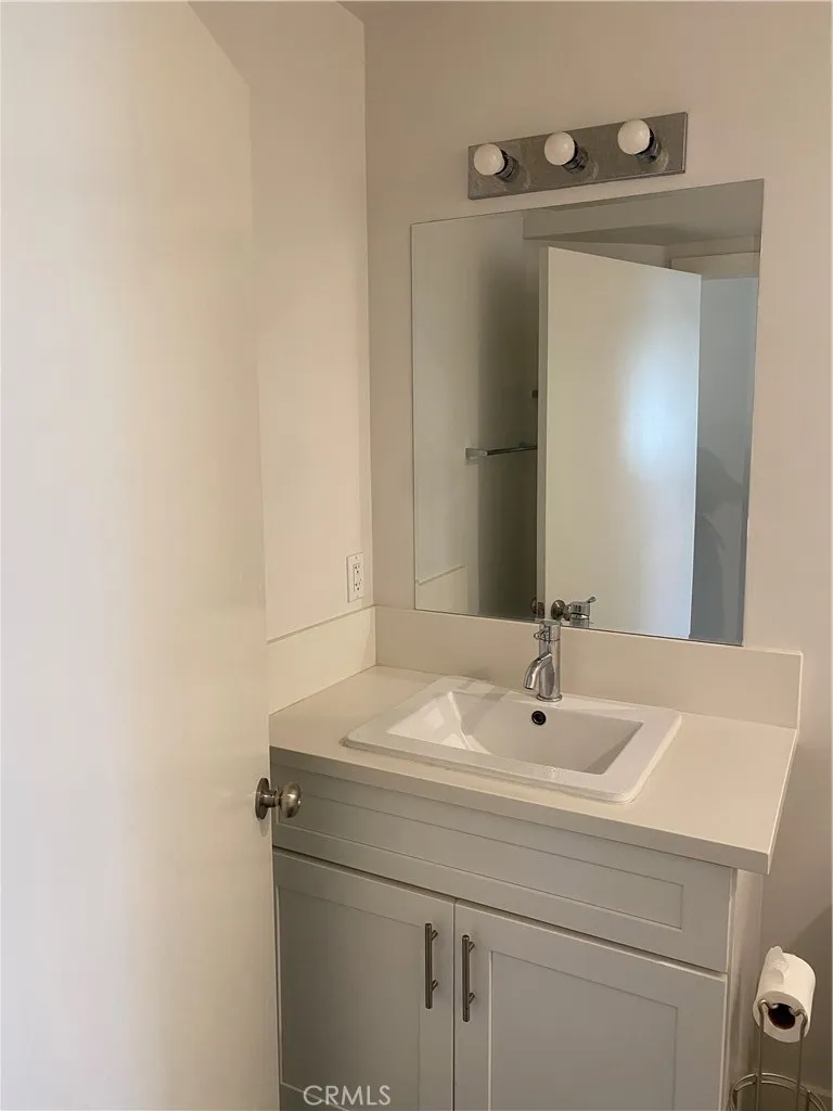 Additional image 26 of 10930 Hartsook Street, North Hollywood, CA 91401