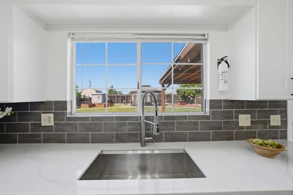 Additional image 19 of 161 E Palomar Street, Chula Vista, CA 91911