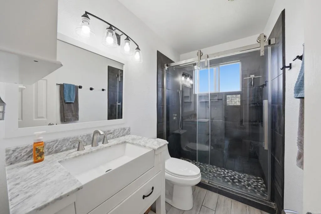 Additional image 21 of 161 E Palomar Street, Chula Vista, CA 91911