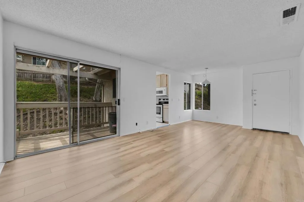 Additional image 63 of 230 Diamond Way Unit 247, Vista, CA 92083