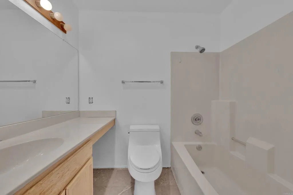 Additional image 25 of 230 Diamond Way Unit 247, Vista, CA 92083