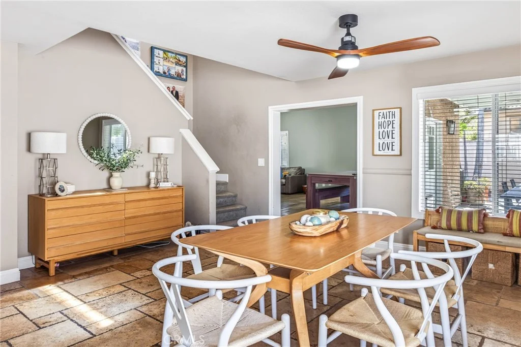 4 Velarde Court, Rancho Santa Margarita, CA 92688