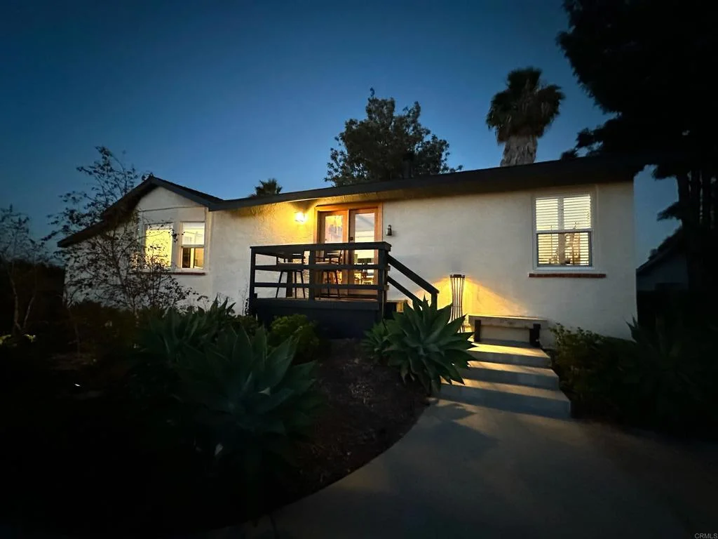 777 Bonita Drive, Vista, CA 92083