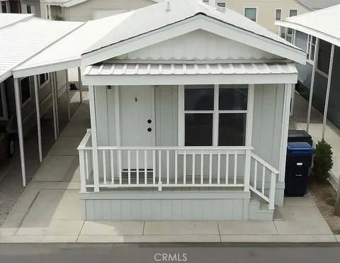 721 E 9th Street Unit 37, San Bernardino, CA MLS: OC25085935