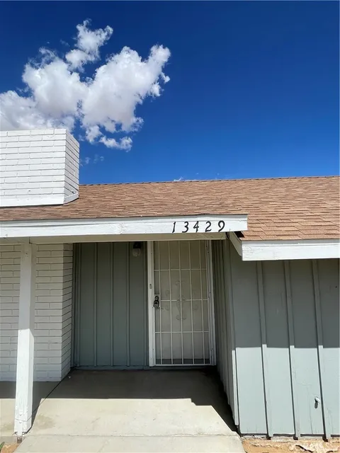 13429 Rancherias Road, Apple Valley, CA MLS: HD25106385