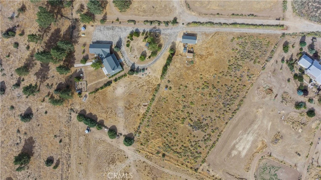 1014 Dusty Road, Frazier Park, CA 93225