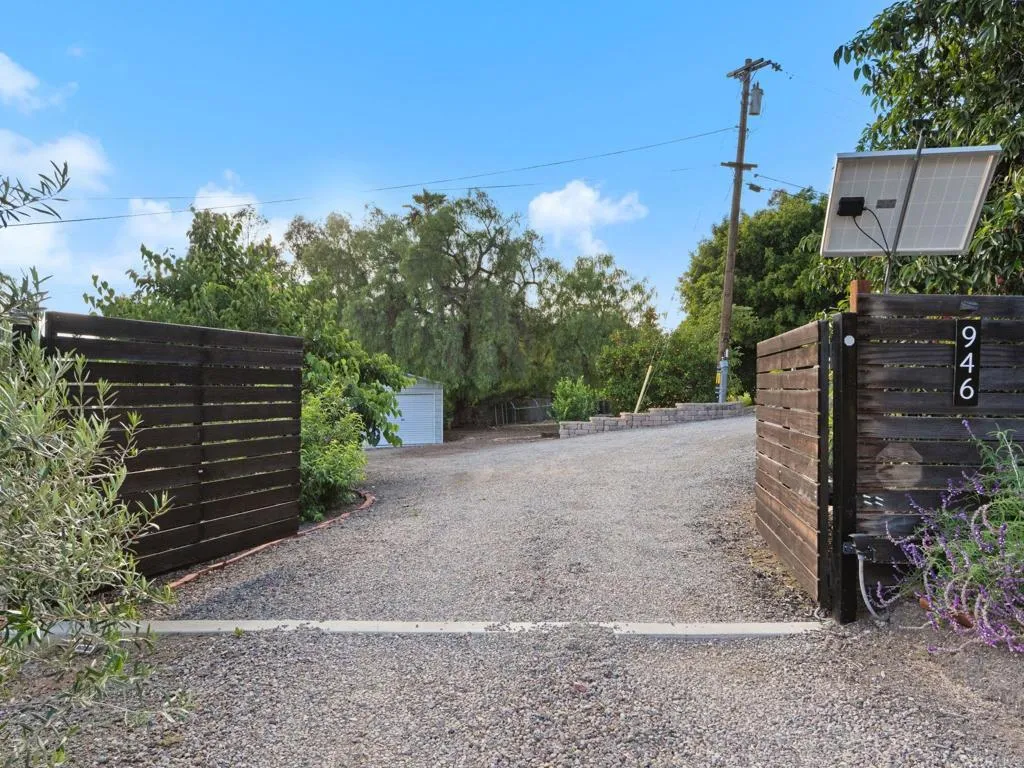 Additional image 33 of 946 Osborne Street, Vista, CA 92084