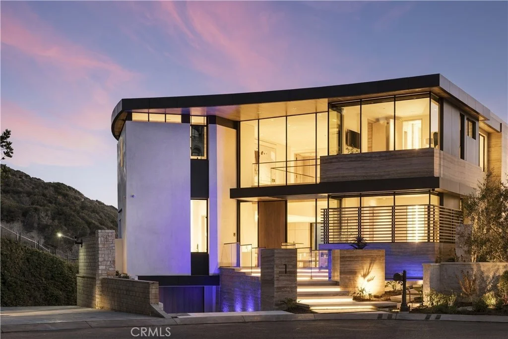 1 Strand Beach Dr, Dana Point, CA 92629