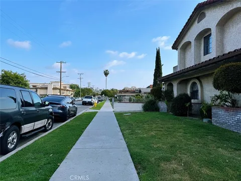 321 N Lincoln Avenue Unit B, Monterey Park, CA MLS: WS25108146