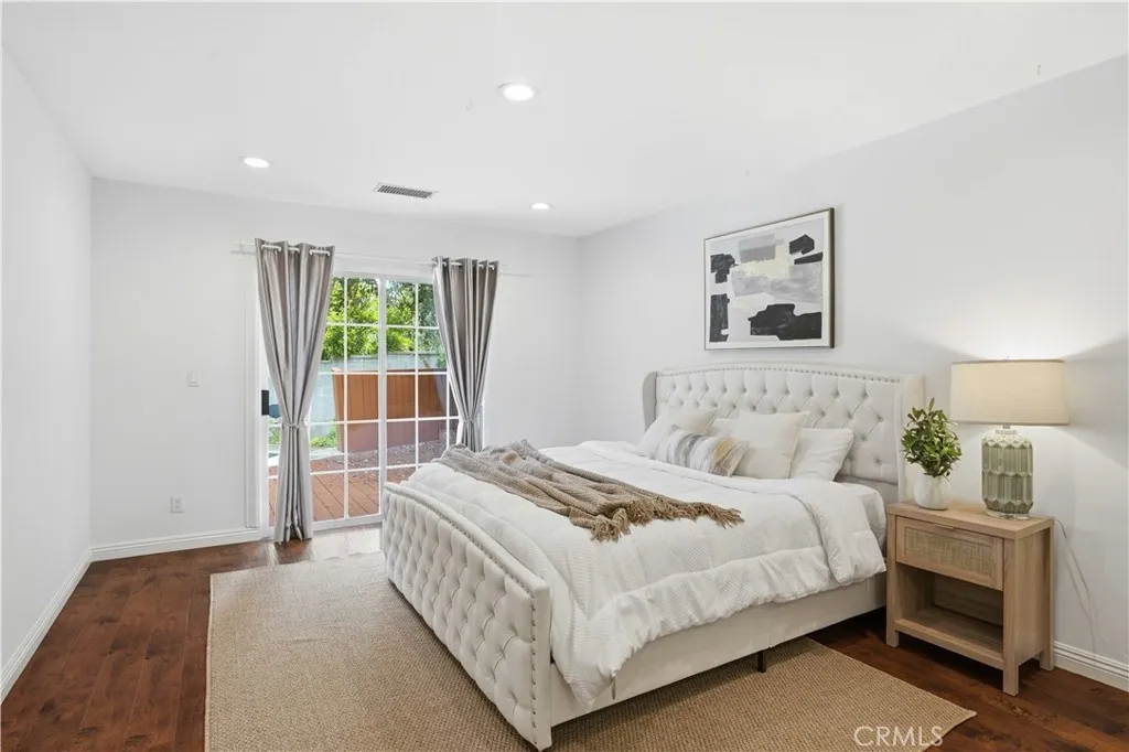 Additional image 15 of 5224 Woodlake, Woodland Hills, CA 91367
