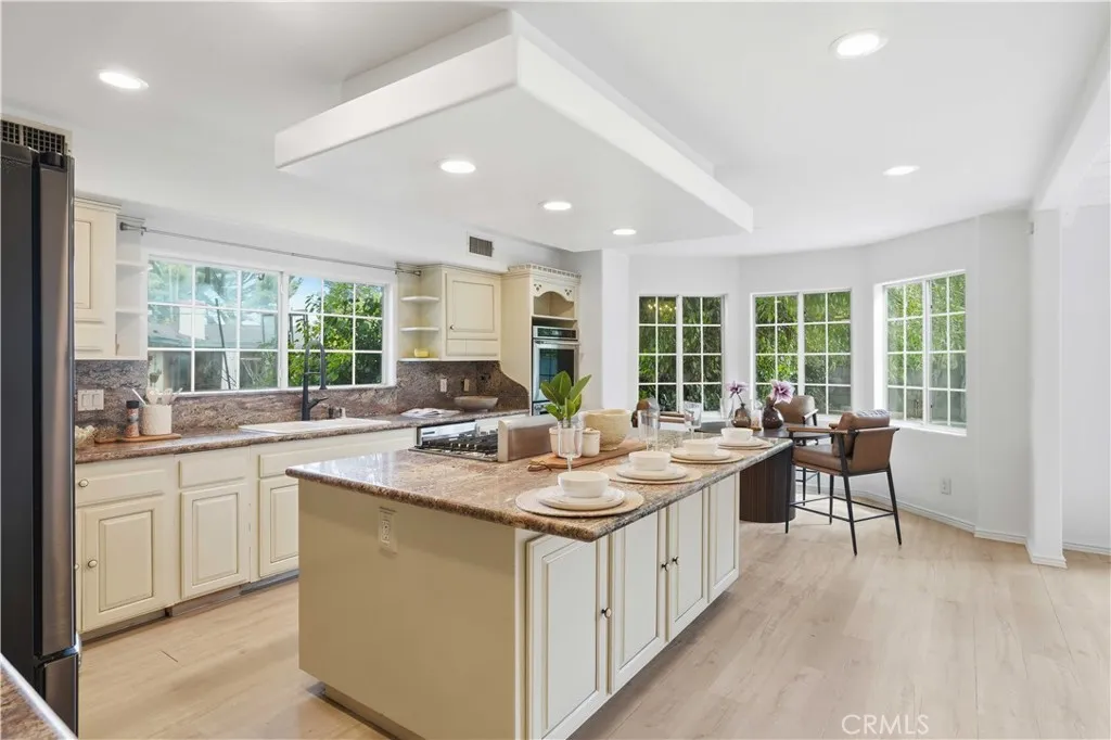 Additional image 42 of 5224 Woodlake, Woodland Hills, CA 91367