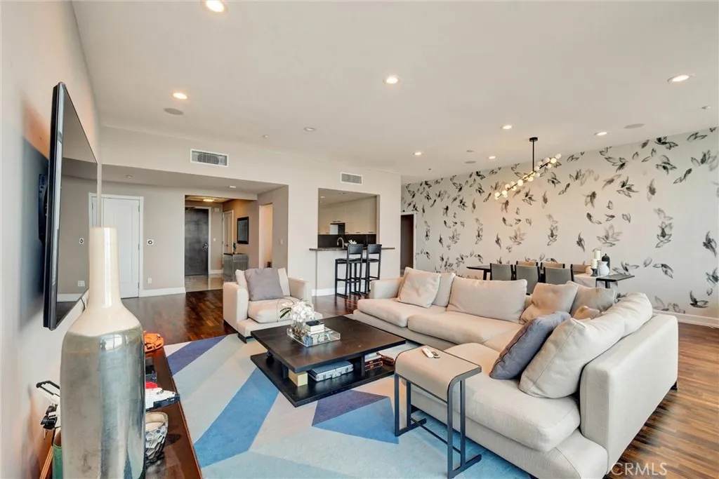 Additional image 10 of 900 W Olympic Boulevard Unit 45F, Los Angeles, CA 90015