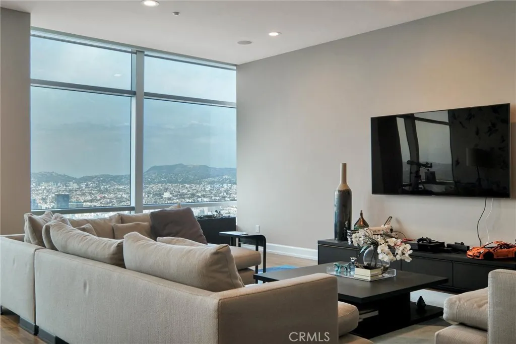 Additional image 48 of 900 W Olympic Boulevard Unit 45F, Los Angeles, CA 90015