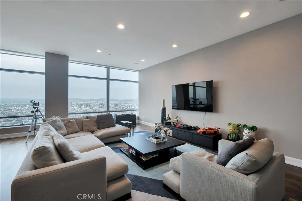 Additional image 45 of 900 W Olympic Boulevard Unit 45F, Los Angeles, CA 90015