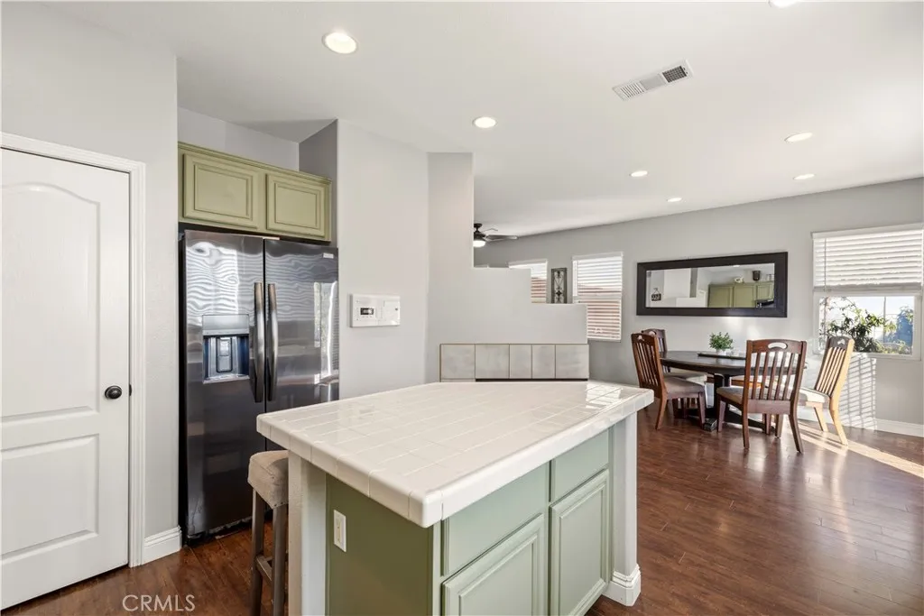 Additional image 97 of 27641 Cordovan Drive, Canyon Country, CA 91351