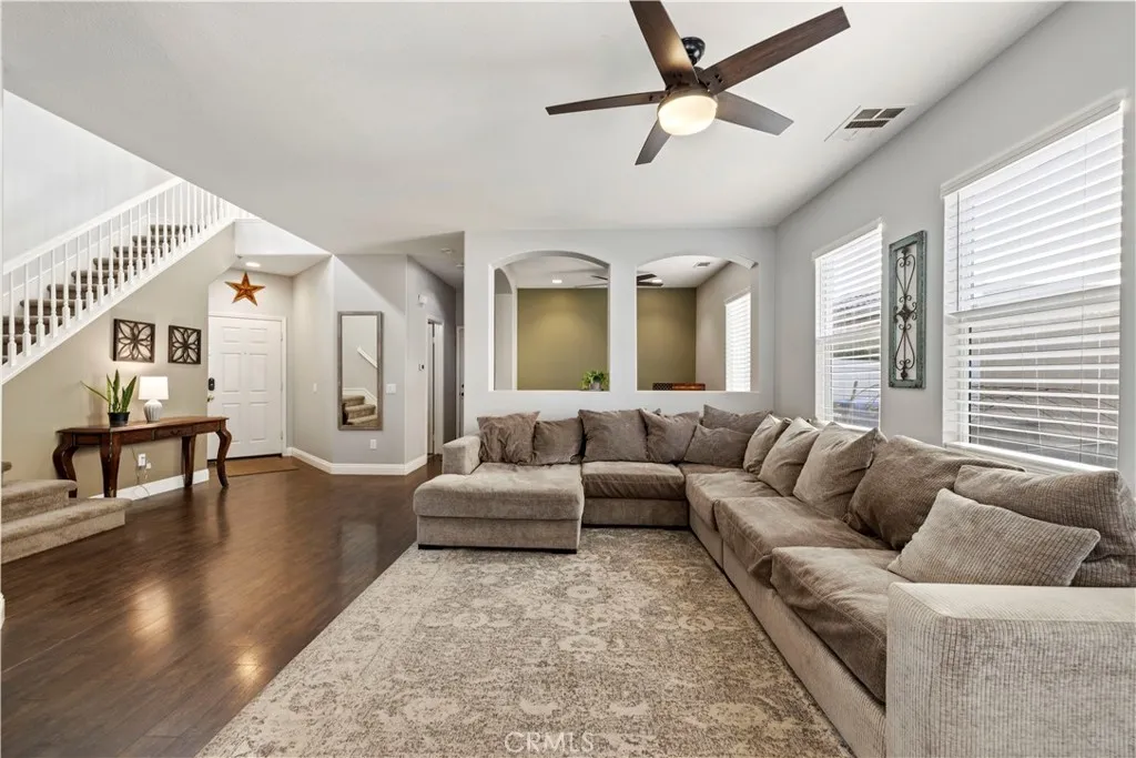 Additional image 93 of 27641 Cordovan Drive, Canyon Country, CA 91351