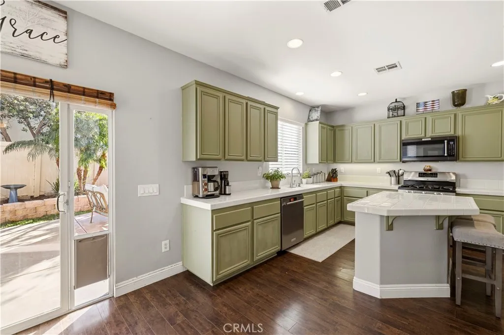 Additional image 46 of 27641 Cordovan Drive, Canyon Country, CA 91351