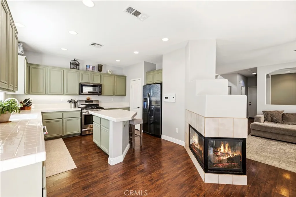 Additional image 58 of 27641 Cordovan Drive, Canyon Country, CA 91351