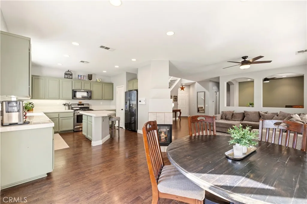 Additional image 62 of 27641 Cordovan Drive, Canyon Country, CA 91351