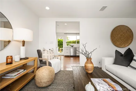939 Oak Street, Costa Mesa, CA 92627 - MLS#: NP25070831