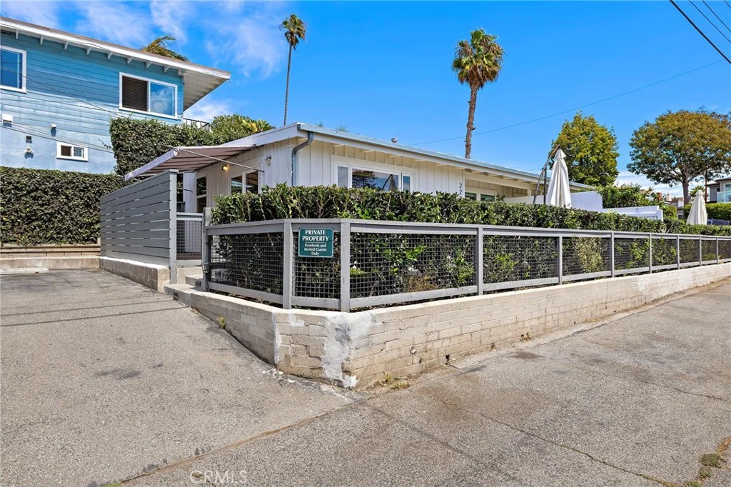 220 Cajon Street, Laguna Beach, CA 92651