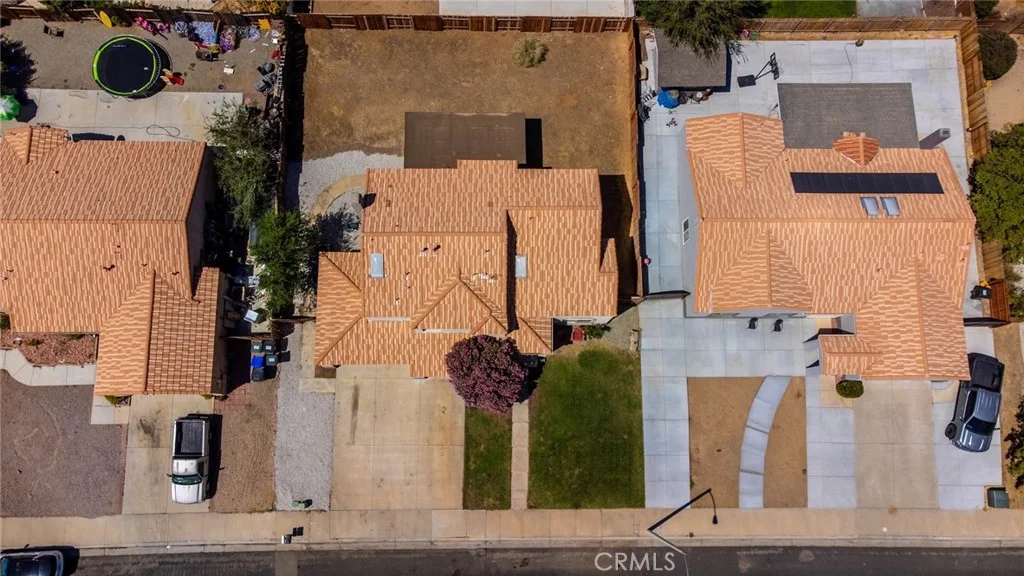 12416 Softwind Dr, Victorville, CA 92395