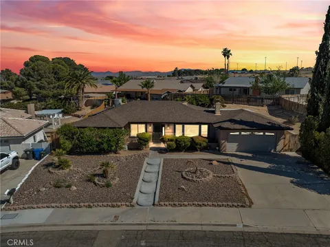 41 Barcelona Court, Barstow, CA MLS: HD25088864