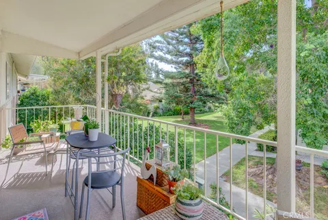 29 Calle Aragon Unit Q, Laguna Woods, CA MLS: OC25082979