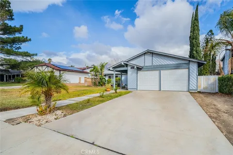 2404 Sunflower Avenue, San Bernardino, CA 92407 - MLS#: CV25020124