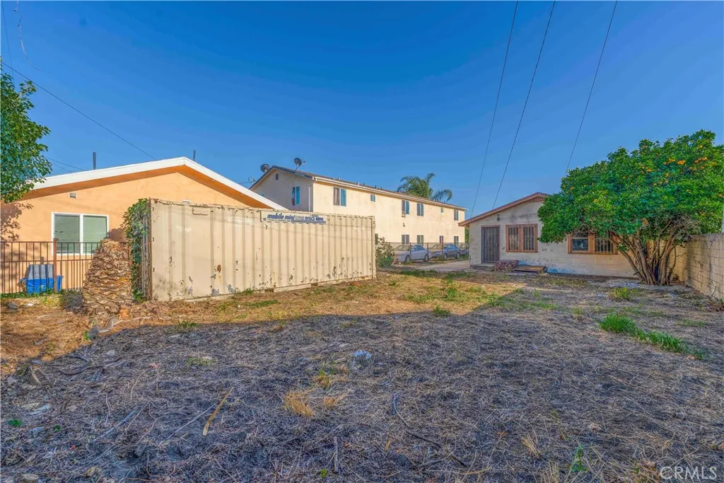 Additional image 14 of 225 E 67th St, Los Angeles, CA 90003