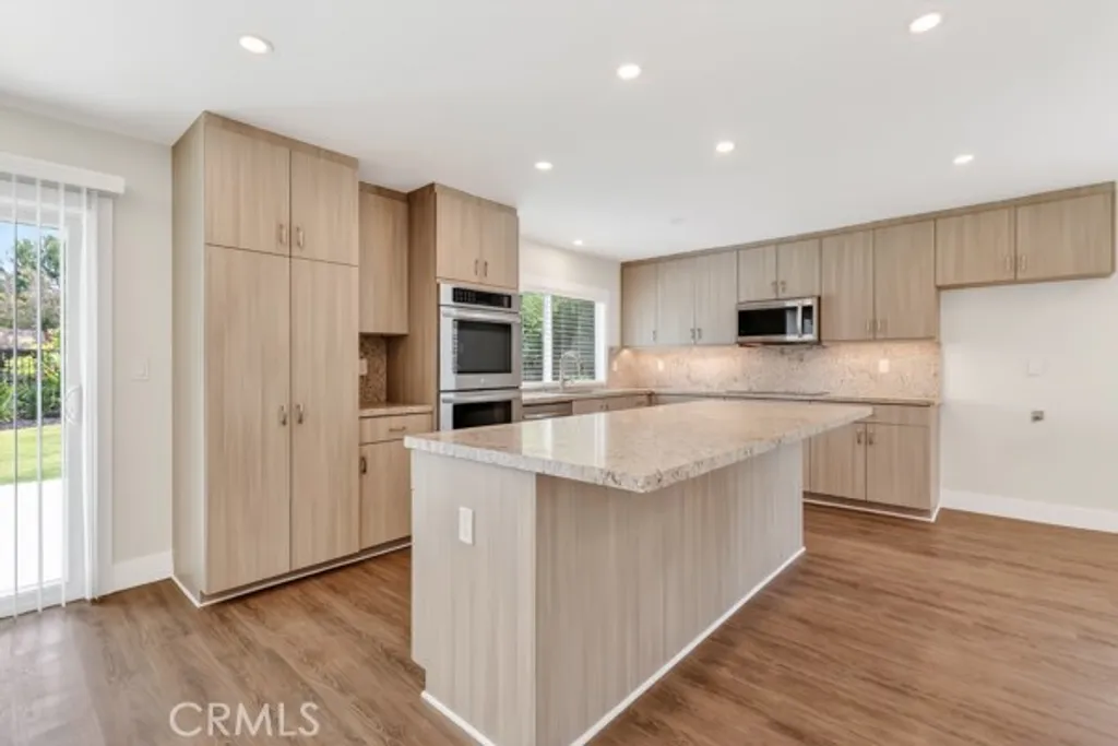 Additional image 6 of 24971 Avenida Veraneo, Lake Forest, CA 92630
