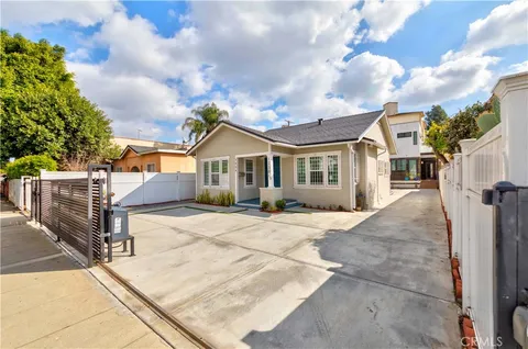 1238 S Muirfield Road, Los Angeles, CA 90019 - MLS#: PW25033734