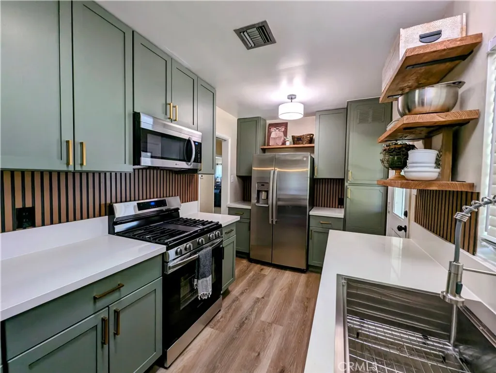 Additional image 14 of 191 E Marshall Blvd, San Bernardino, CA 92404