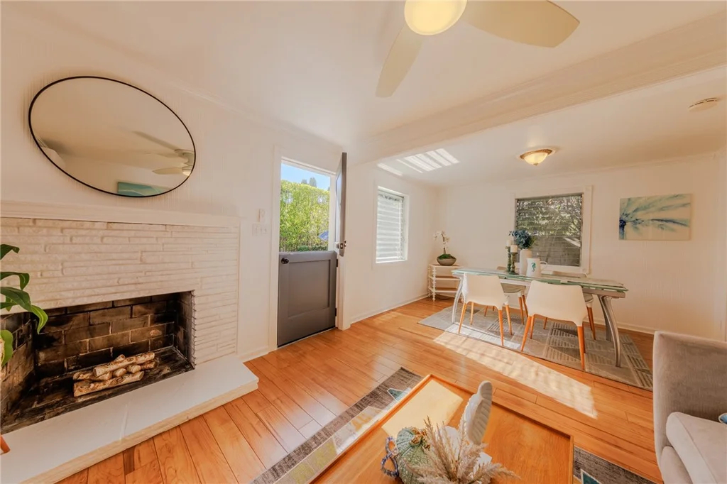 380 Thalia St, Laguna Beach, CA 92651