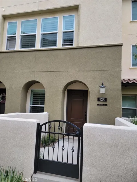 938 E Drapery Lane, Anaheim, CA MLS: PW25048913