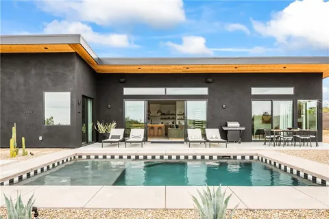 57066 Hillcrest Road, Yucca Valley, CA 92284 - MLS#: OC25053757