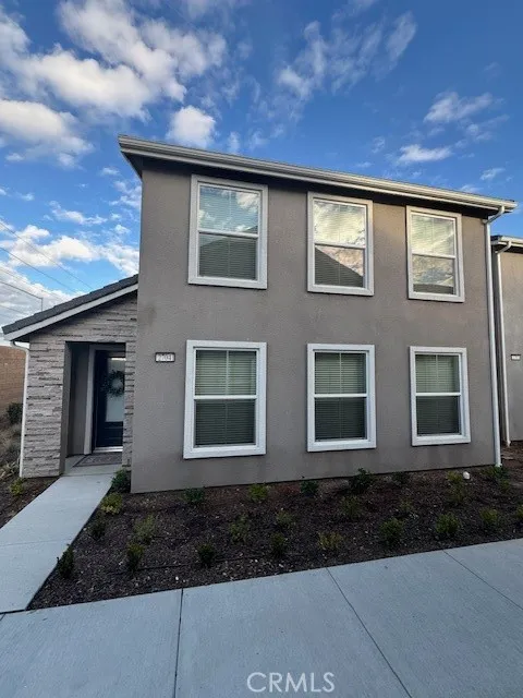 2704 E Teaberry Drive, Fresno, CA 93730 - MLS#: SR25033858