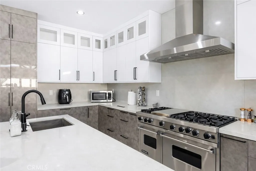 Additional image 35 of 17179 Kingsbury St, Granada Hills, CA 91344
