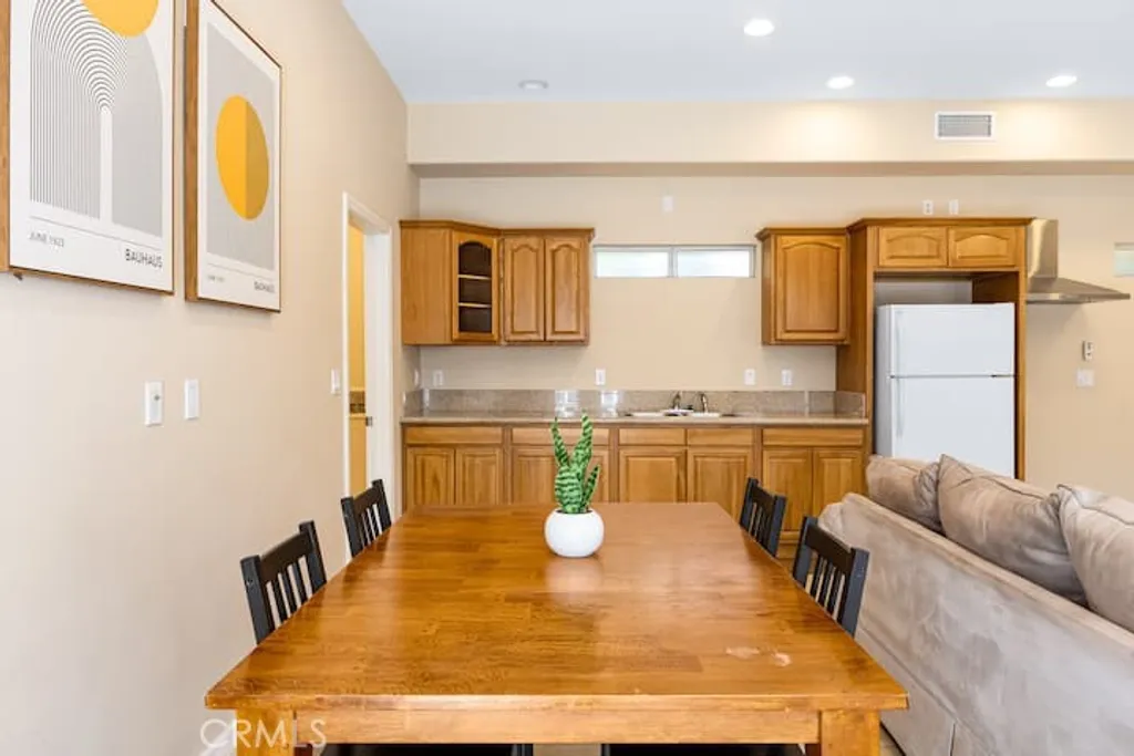 Additional image 25 of 17179 Kingsbury St, Granada Hills, CA 91344