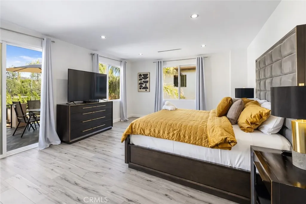 Additional image 10 of 17179 Kingsbury St, Granada Hills, CA 91344