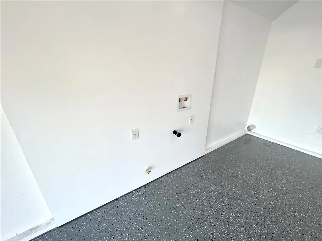 Additional image 135 of 333 S 1st Ave, Covina, CA 91723