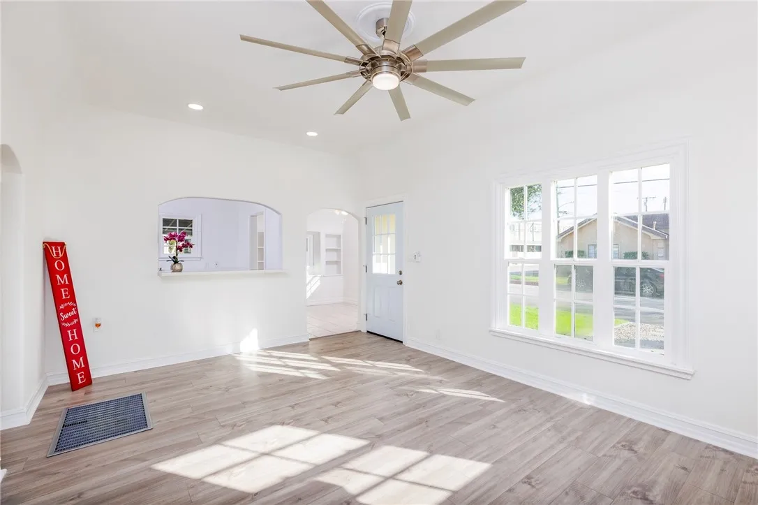 Additional image 92 of 333 S 1st Ave, Covina, CA 91723