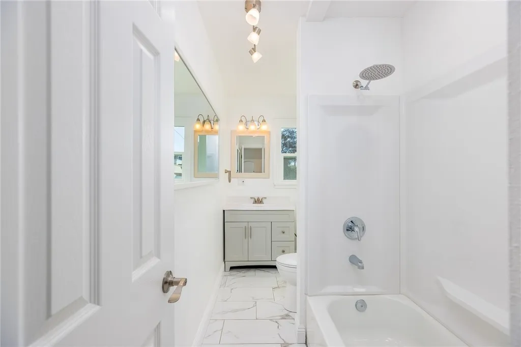 Additional image 41 of 333 S 1st Ave, Covina, CA 91723