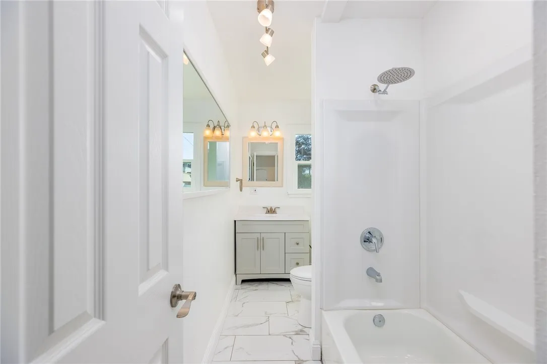 Additional image 108 of 333 S 1st Ave, Covina, CA 91723