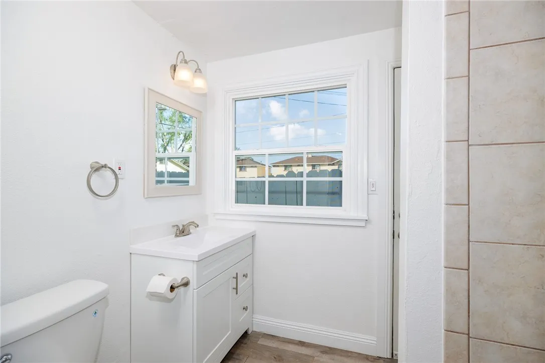 Additional image 121 of 333 S 1st Ave, Covina, CA 91723