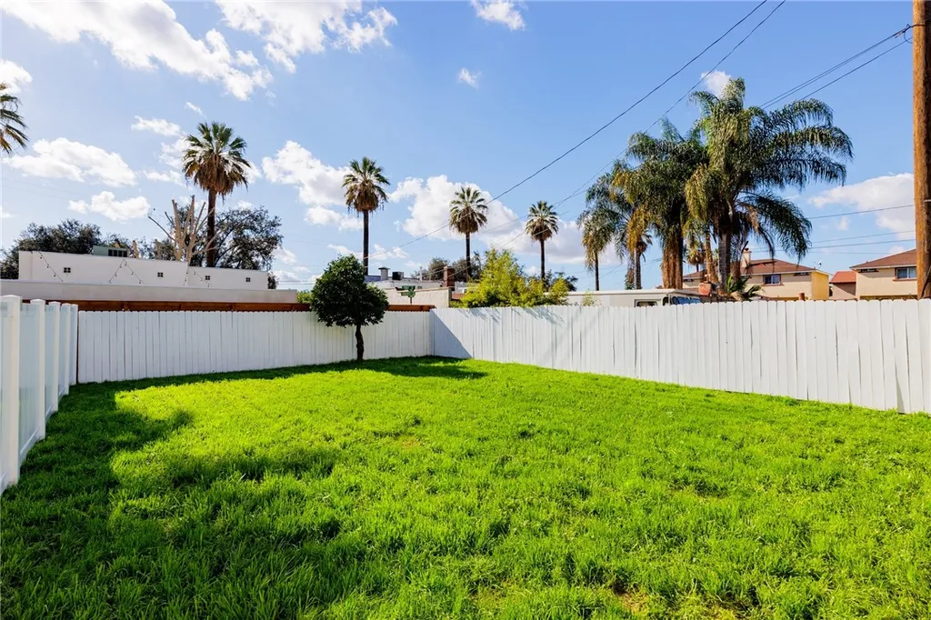 Additional image 23 of 333 S 1st Ave, Covina, CA 91723