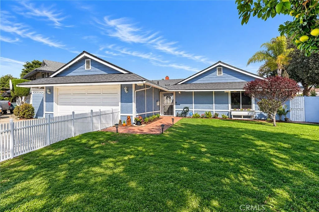 1630 E Edgecomb St, Covina, CA 91724 photo 3